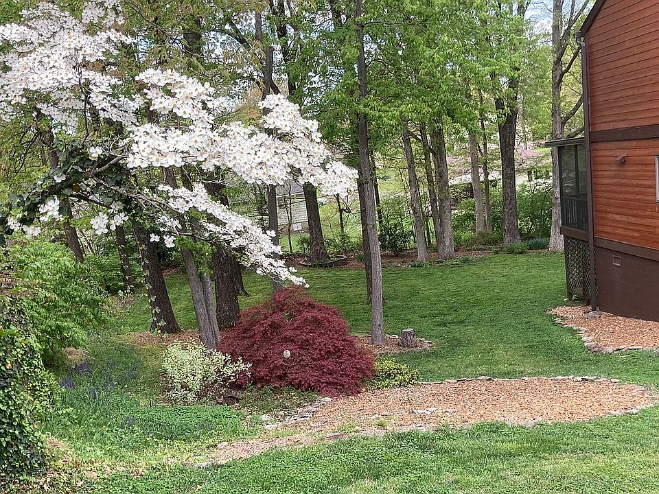 2nd image of 3601 Sherwood Rd