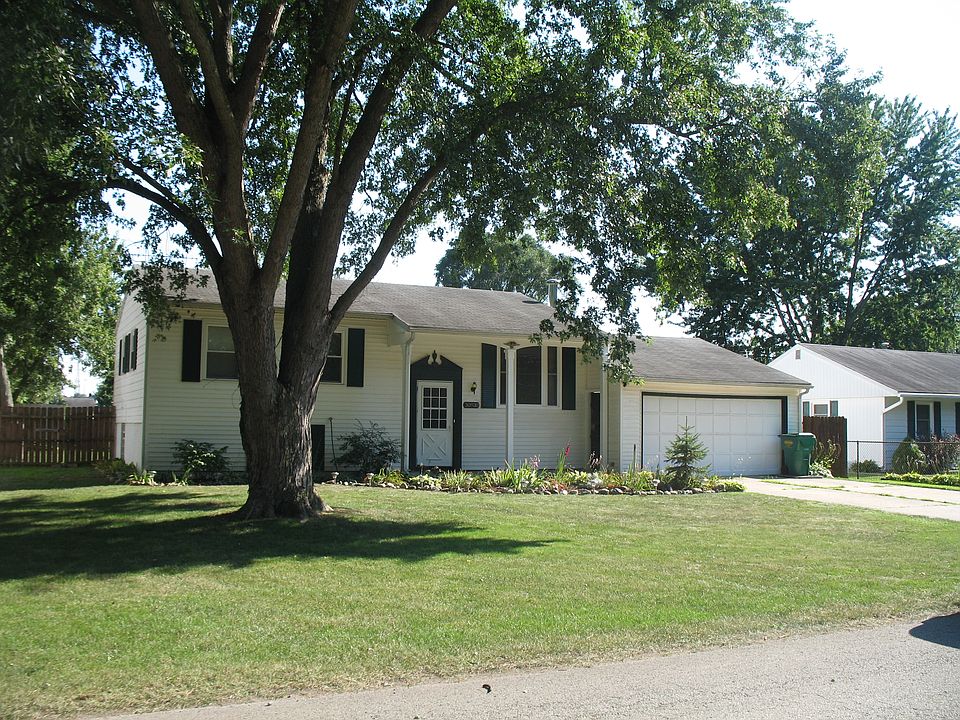 1st image of 30930 Dogwood Dr