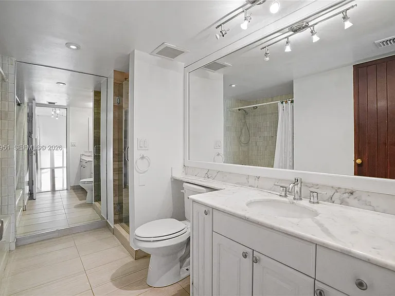 19355 Turnberry Way #25GR — Photo 37