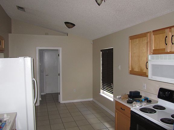 3rd image of 2535 Quail Park Ter