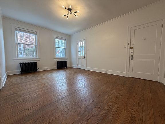 3rd image of 219 Montague St #11524196