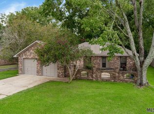 7492 Pennhill Dr, Baton Rouge, LA 70817