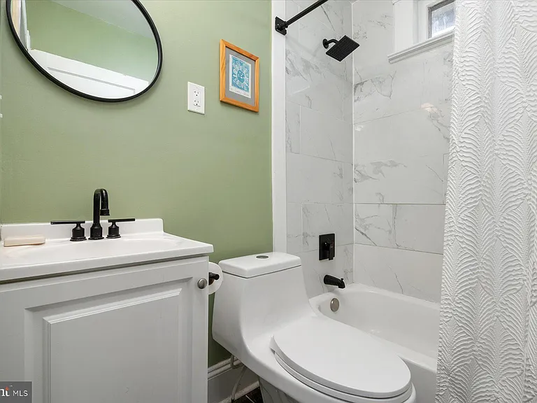 104 Maple Ave #6 — Photo 7