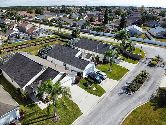 2nd image of 132 Tivoli Cir