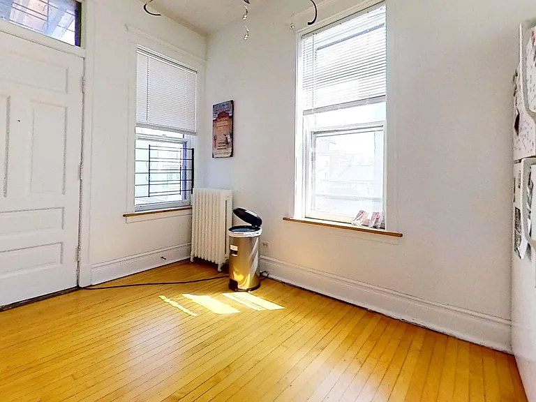 1017 W School St #3 — Photo 9