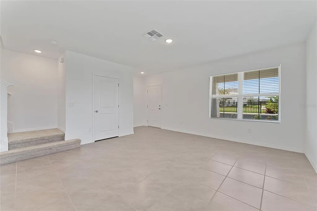 3 bed, 2.5 bath, 1536 sqft, $2,450 — Photo 2