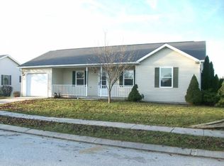 305 Johnathon Dr, Mc Sherrystown, PA 17344