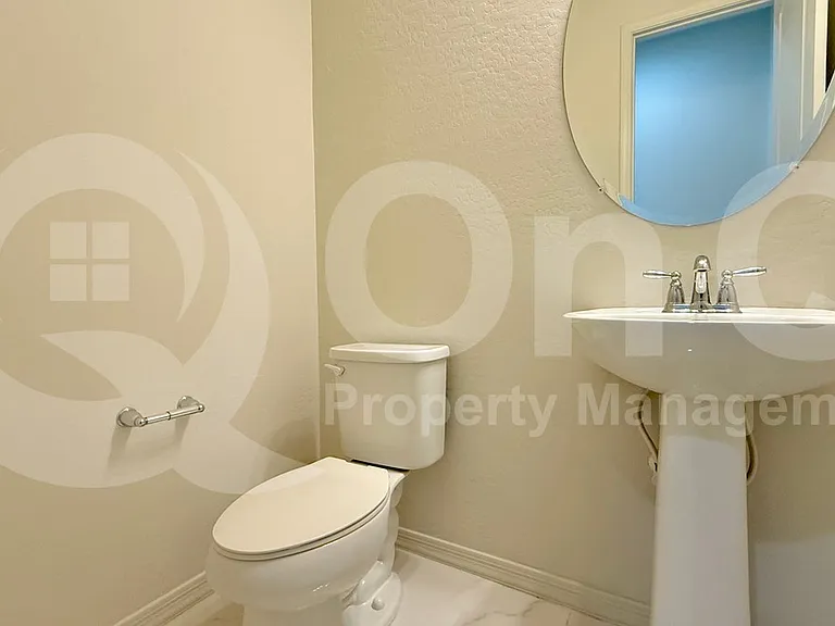 9707 W Patrick Ln — Photo 35