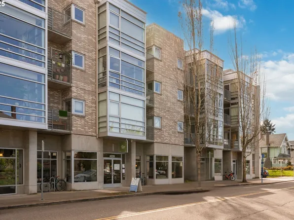 910 SE 42nd Ave Suite 270, Portland, OR 97215