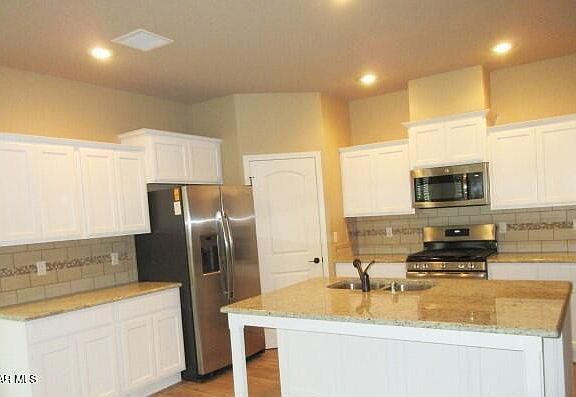 5th image of 2213 Willie Mier St