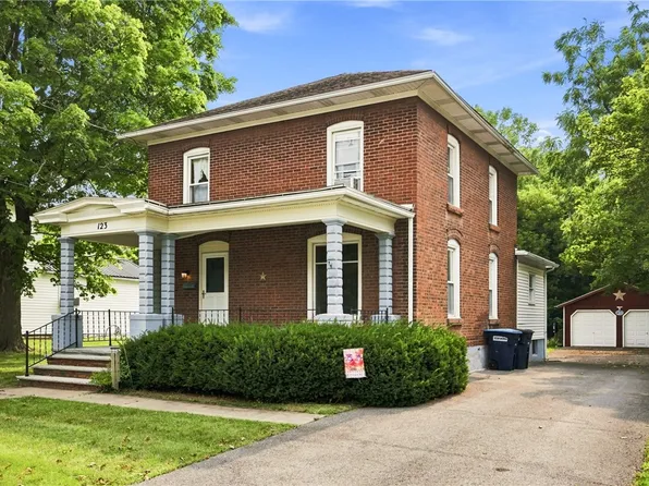 123 Walnut St, Penn Yan, NY 14527