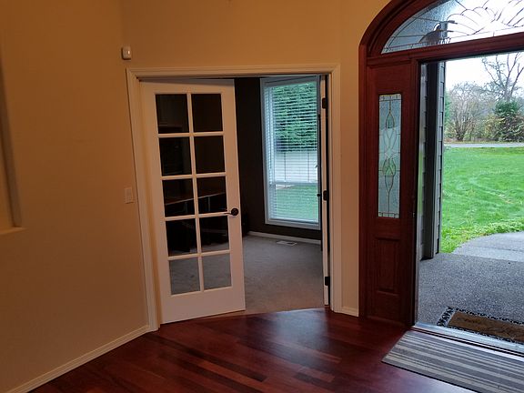 5th image of 13716 NE 50th Ave