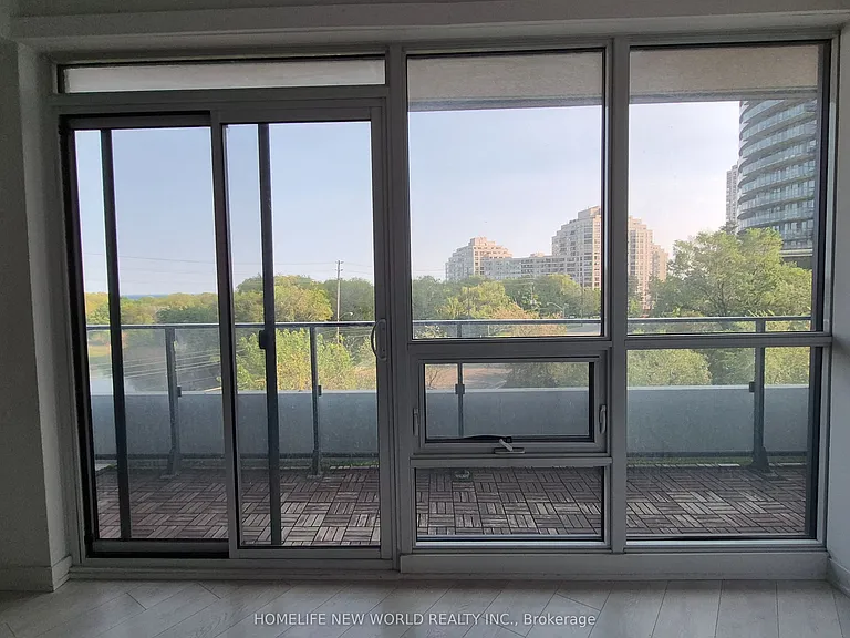 2212 Lake Shore Blvd W #516 — Photo 21