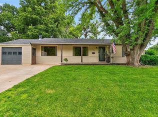 7323 Outlook St, Overland Park, KS 66204