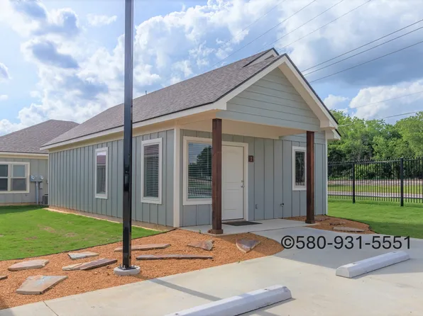 1725 W Arkansas St, Durant, OK 74701