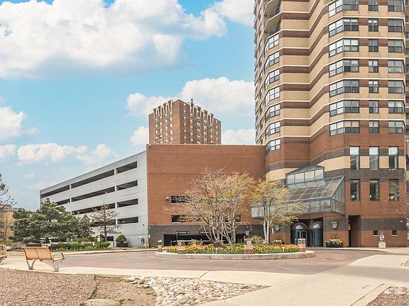 2nd image of 3660 N Lake Shore Dr APT 3912