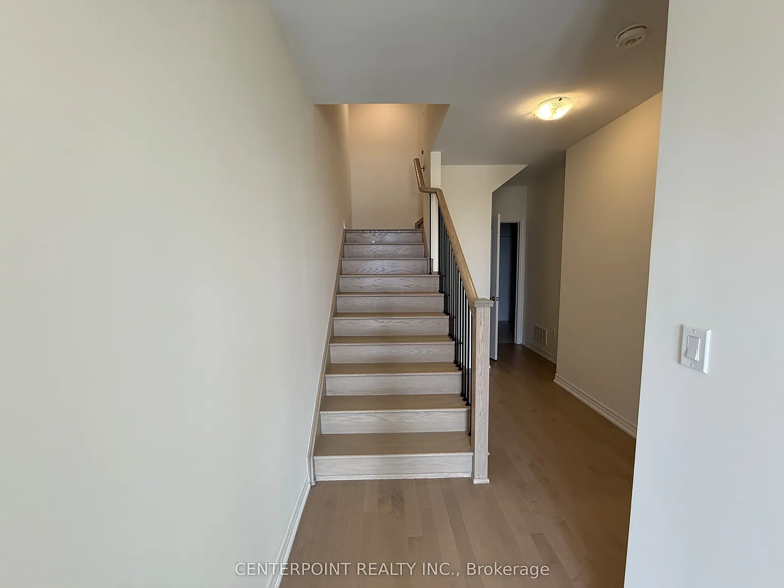 4 bed, $3,600 — Photo 4