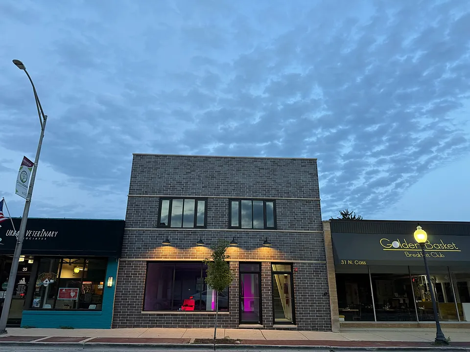 33 N Cass Ave #2