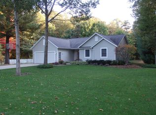 14818 Birdsong, Grand Haven, MI 49417