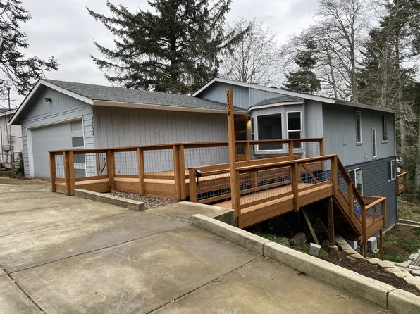 2754 NE Reef Ave, Lincoln City, OR 97367