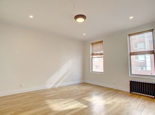 364 W 30th St APT 4, New York, NY 10001
