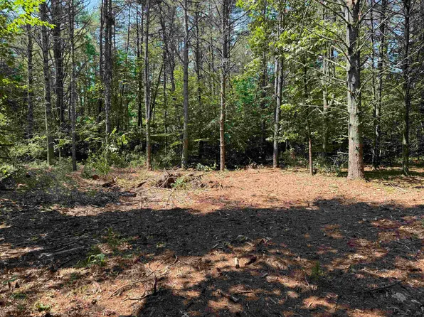 5 Newtown Plains Road, Lee, NH 03861