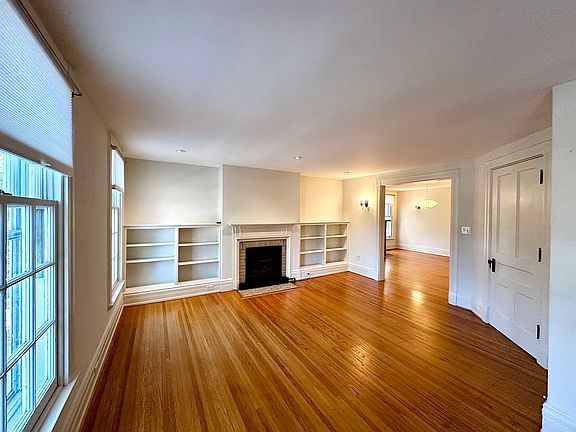 3rd image of 510 Lafayette Ave #2