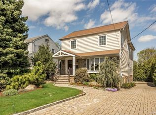 47 Highland Ave, Eastchester, NY 10709