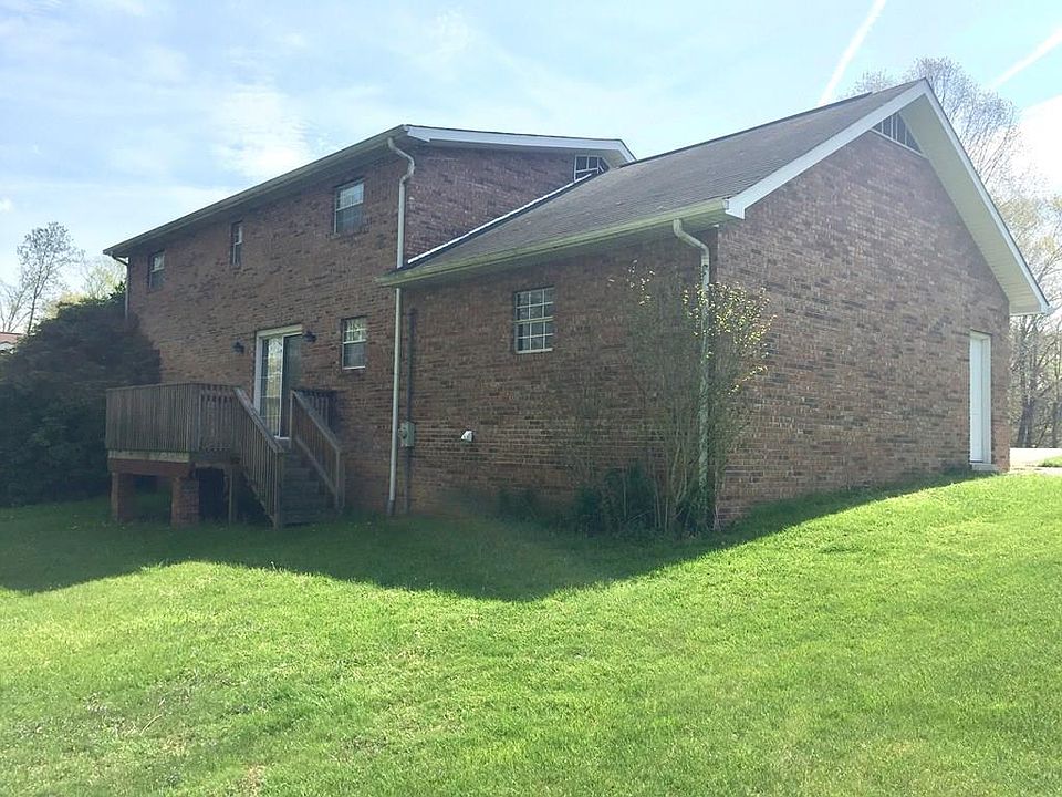 1st image of 201 Grist Mill Dr