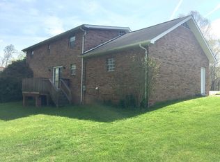 201 Grist Mill Dr, Beckley, WV 25801