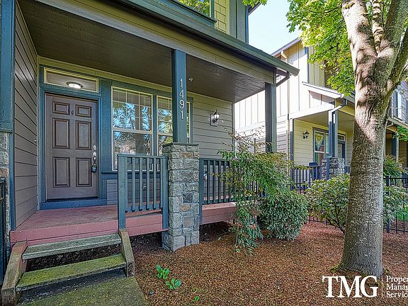 2nd image of 1491 NE Lockheart Ln