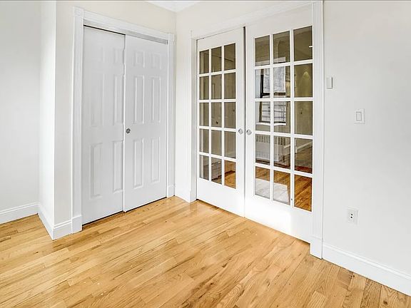 3rd image of 513 E 82nd St APT 5D