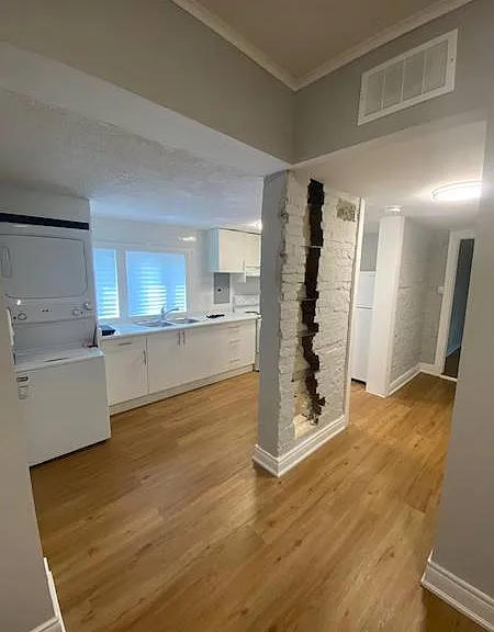 1126 King St E #C — Photo 3
