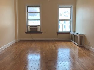 226 E 75th St APT 5A, New York, NY 10021