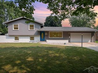 1905 Wyllys St, Midland, MI 48642