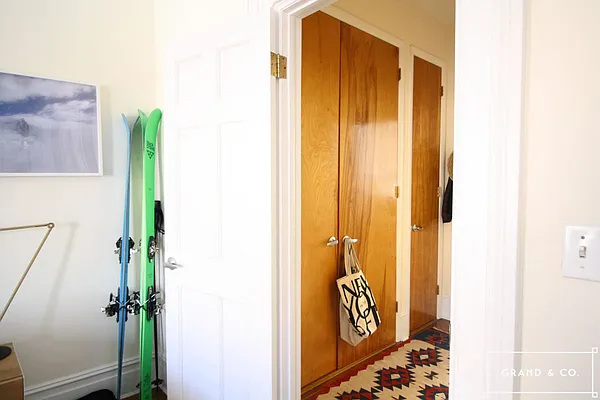 Rented by Grand & Co. | media 10