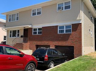 227 N 11th St, Kenilworth, NJ 07033