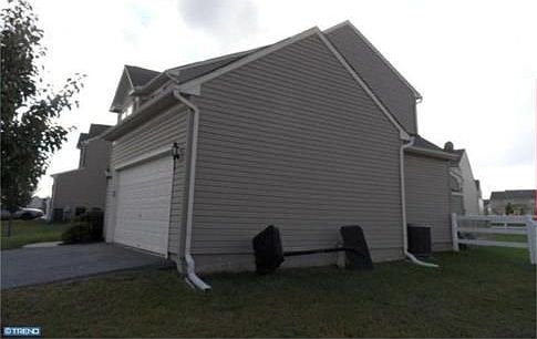 3rd image of 121 Tweedsmere Dr