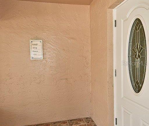 5th image of 501 Foxglove Cir Unit A