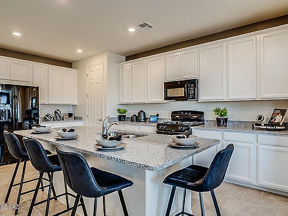 4th image of 12120 N Caravelle Pl N