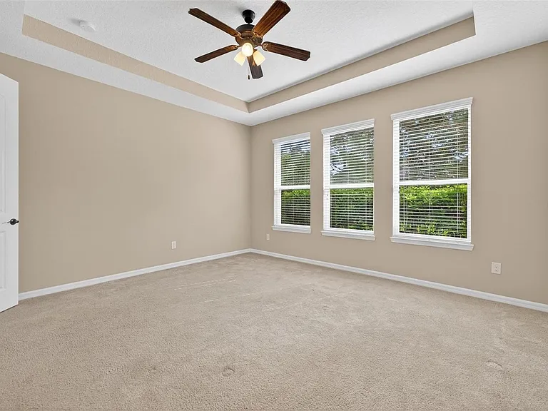 3637 NW 56th Ave — Photo 30