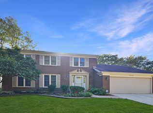 4460 Brittany Dr, Lisle, IL 60532