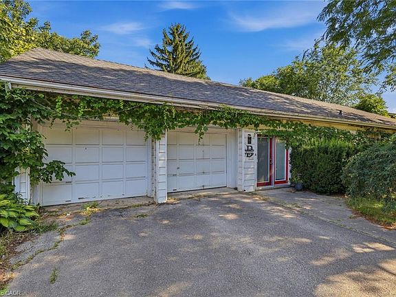 3rd image of 356 Thompson Rd