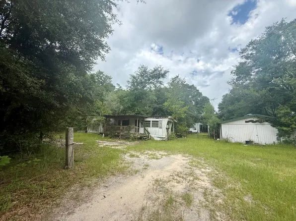 1111 NE 808th St, Old Town, FL 32680
