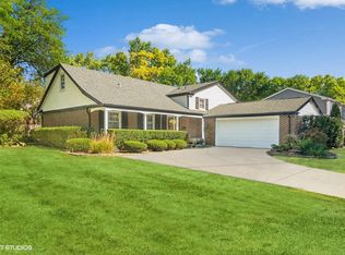 3124 N Windsor Dr, Arlington Heights, IL 60004