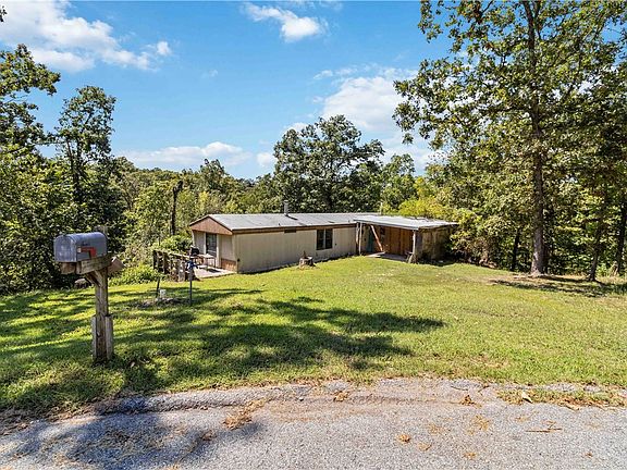 2nd image of 12235 Pine Cir