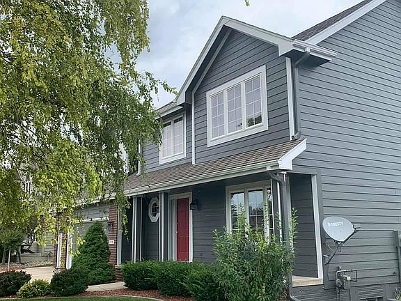 4th image of 3005 NE Briarwood Dr