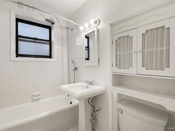 5th image of 7 Greenridge Ave #A