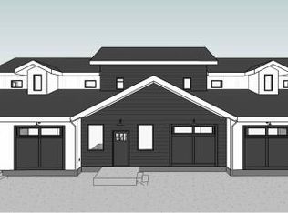 201 Bogey Ln, Eagle Point, OR 97524