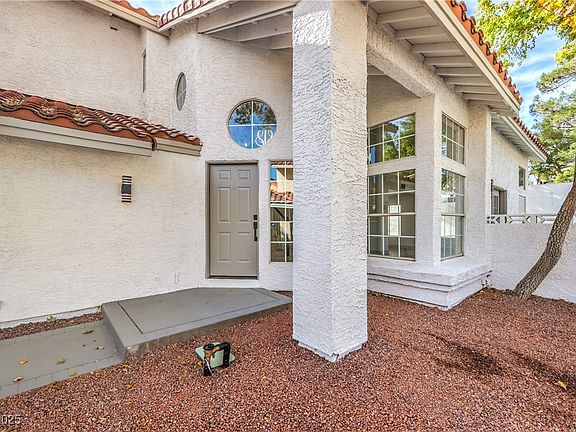 4th image of 2921 Moonlight Bay Ln